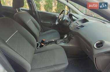 Хэтчбек Ford Fiesta 2017 в 