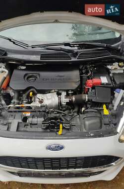 Хэтчбек Ford Fiesta 2017 в 