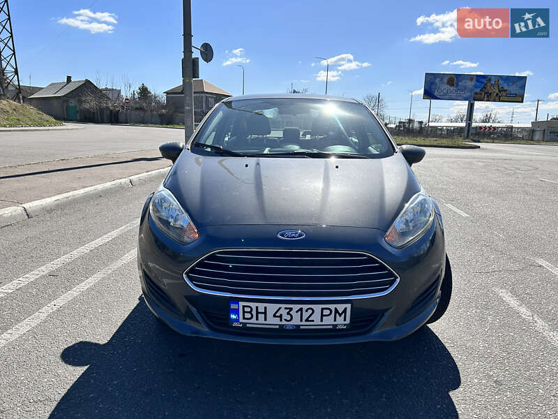 Седан Ford Fiesta 2018 в 