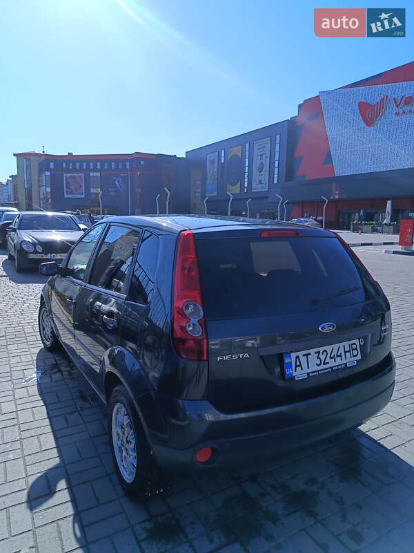 Хэтчбек Ford Fiesta 2007 в Ивано-Франковске