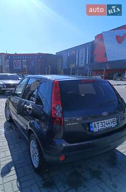 Хетчбек Ford Fiesta 2007 в 