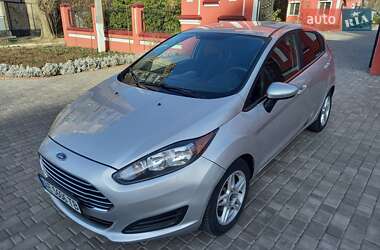 Хэтчбек Ford Fiesta 2018 в 