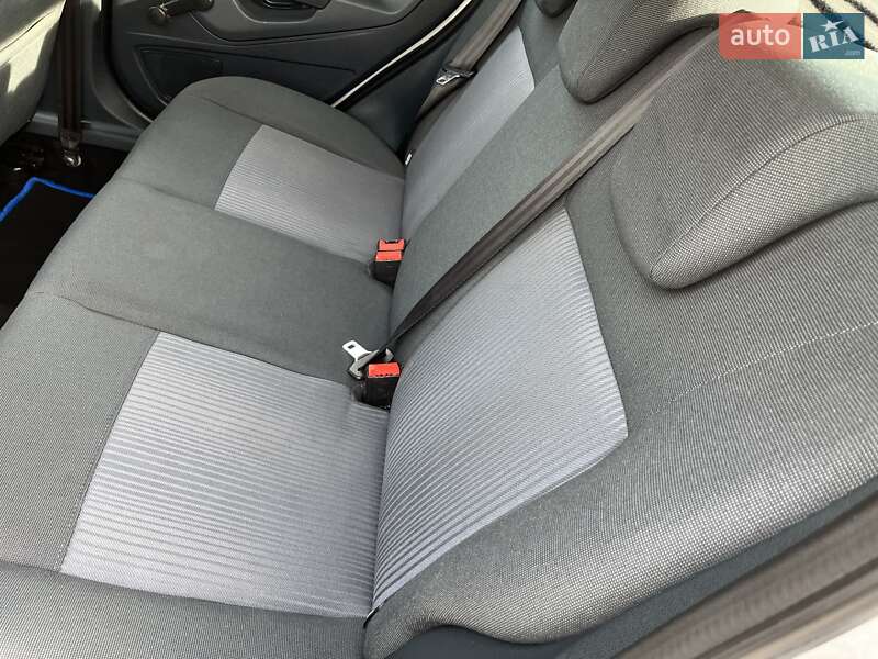 Хетчбек Ford Fiesta 2011 в Львові