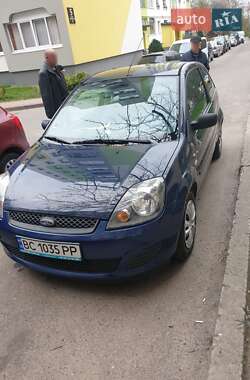 Хэтчбек Ford Fiesta 2008 в Львове