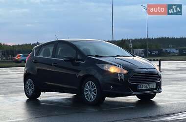 Хэтчбек Ford Fiesta 2014 в 