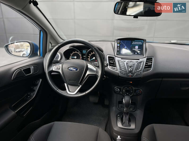 Хетчбек Ford Fiesta 2016 в Одесі