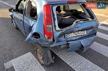 Хетчбек Ford Fiesta 2003 в 