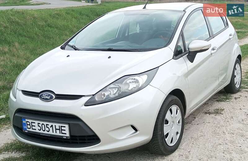 Хетчбек Ford Fiesta 2012 в Миколаєві