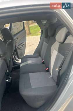 Хэтчбек Ford Fiesta 2010 в 