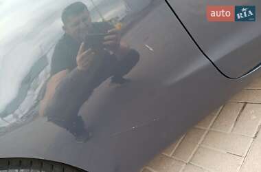 Хэтчбек Ford Fiesta 2011 в 