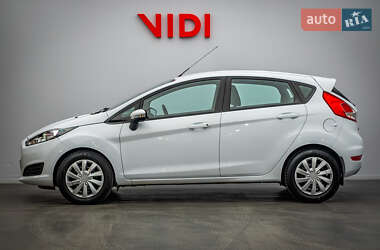 Хэтчбек Ford Fiesta 2017 в 