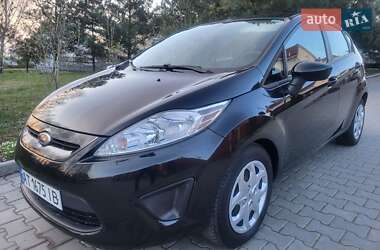Хэтчбек Ford Fiesta 2013 в 