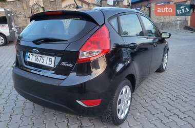 Хэтчбек Ford Fiesta 2013 в 