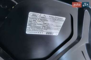 Хэтчбек Ford Fiesta 2013 в 