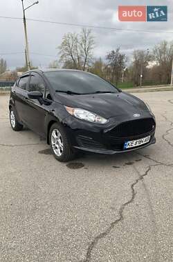 Хетчбек Ford Fiesta 2013 в 