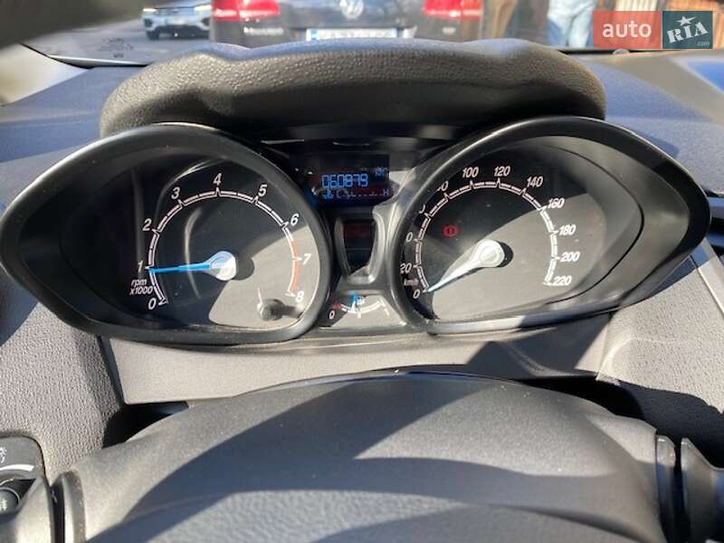 Хэтчбек Ford Fiesta 2013 в Киеве