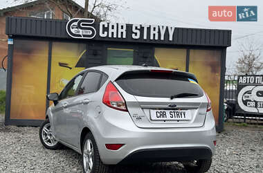 Хэтчбек Ford Fiesta 2018 в 