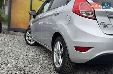Хэтчбек Ford Fiesta 2018 в 