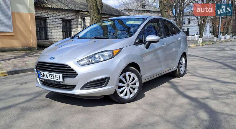 Седан Ford Fiesta 2017 в 