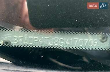 Хэтчбек Ford Fiesta 2016 в 