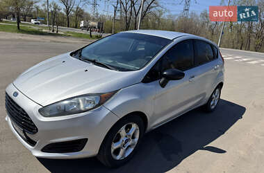 Седан Ford Fiesta 2013 в 