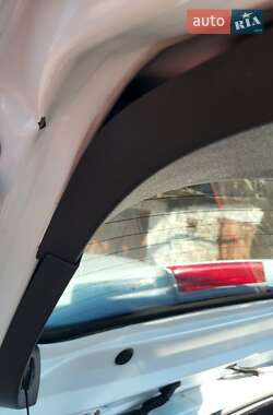 Хэтчбек Ford Fiesta 2013 в 