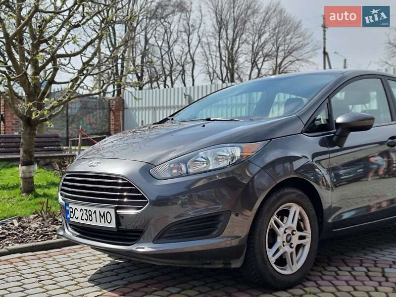 Седан Ford Fiesta 2017 в 