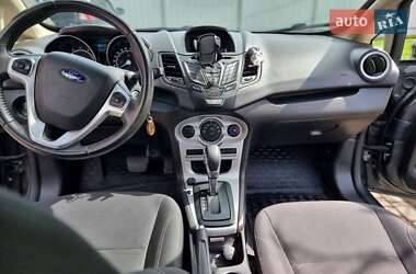 Седан Ford Fiesta 2017 в 