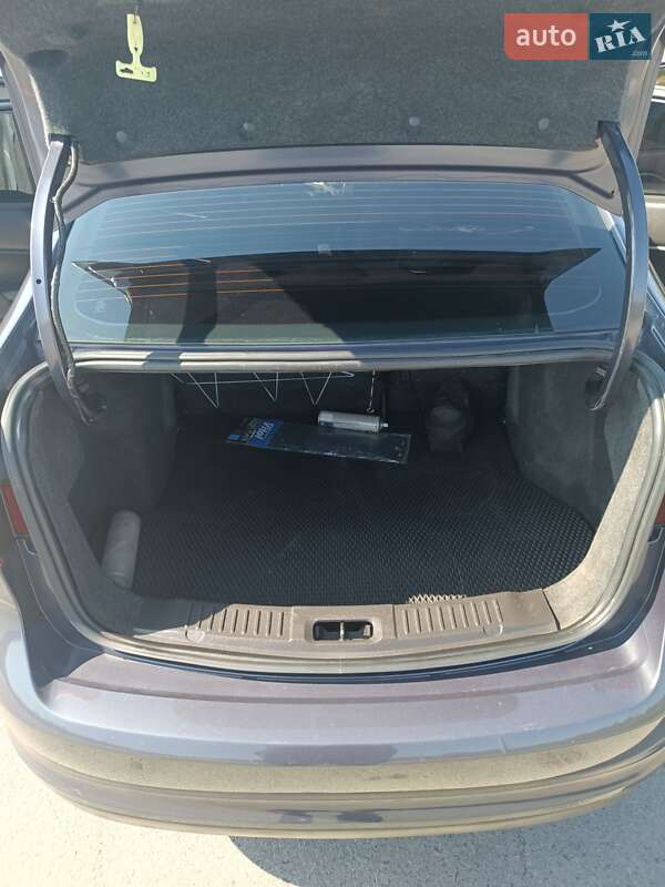 Седан Ford Fiesta 2012 в Полтаве