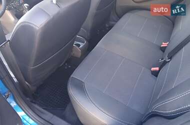 Хэтчбек Ford Fiesta 2014 в 
