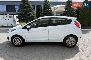 Хэтчбек Ford Fiesta 2013 в 