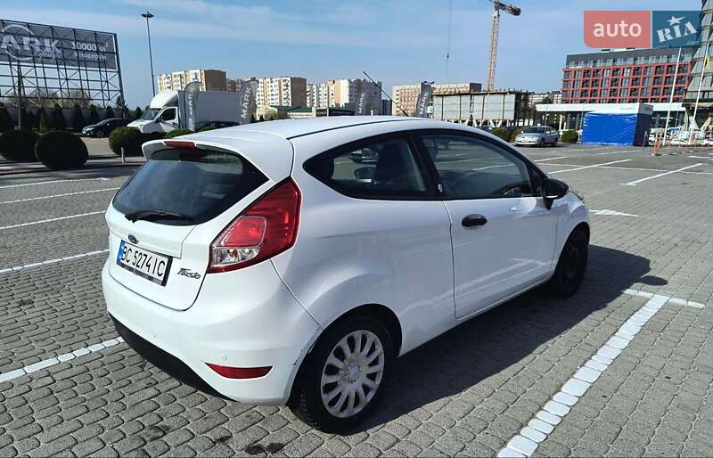 Хэтчбек Ford Fiesta 2015 в Львове фото 6 Хэтчбек Ford Fiesta 2015 в Львове