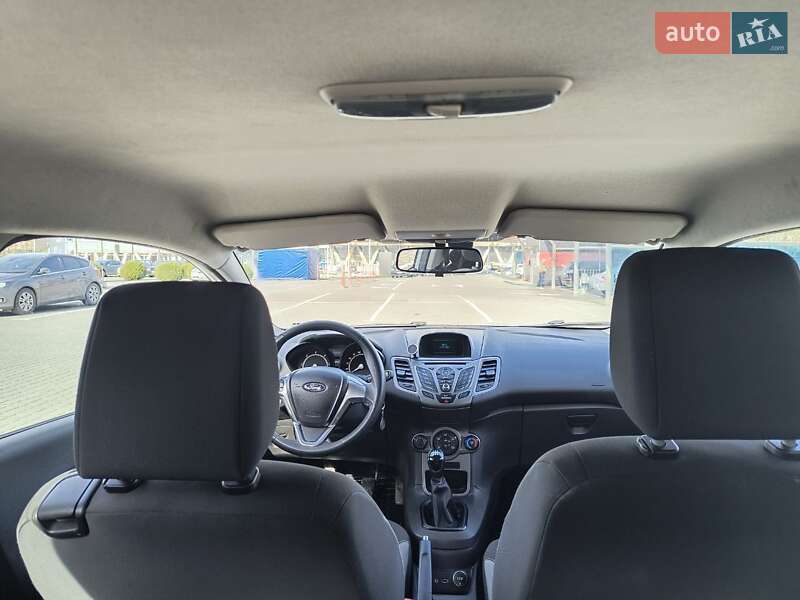 Хэтчбек Ford Fiesta 2015 в Львове фото 20 Хэтчбек Ford Fiesta 2015 в Львове
