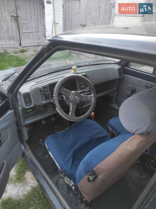 Хэтчбек Ford Fiesta 1987 в Ковеле