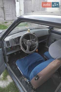 Хэтчбек Ford Fiesta 1987 в 