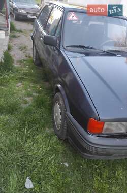 Хэтчбек Ford Fiesta 1987 в 