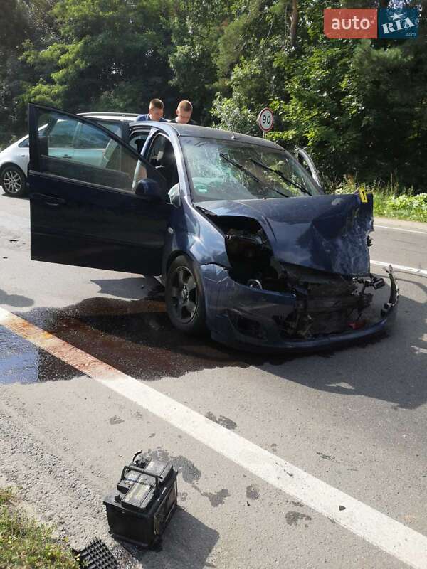 Хэтчбек Ford Fiesta 2008 в Львове