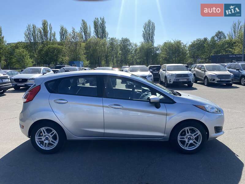 Хэтчбек Ford Fiesta 2018 в Днепре