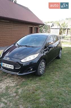Хэтчбек Ford Fiesta 2013 в 