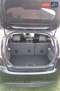 Хэтчбек Ford Fiesta 2013 в 