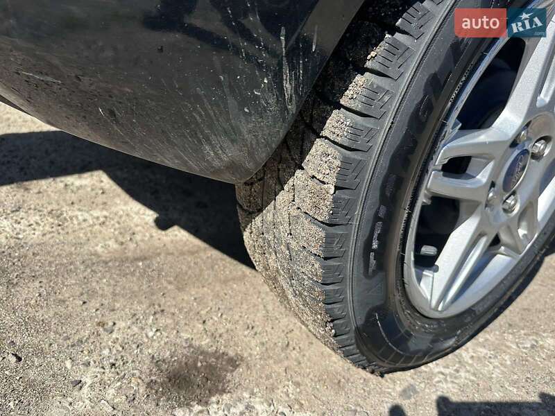 Хэтчбек Ford Fiesta 2017 в Стрые