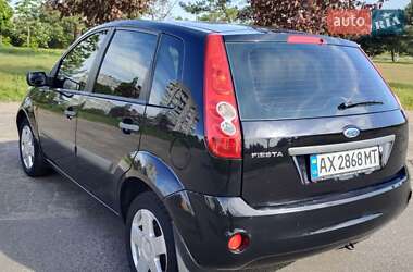 Хэтчбек Ford Fiesta 2008 в 