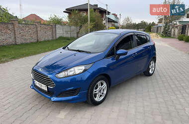 Хэтчбек Ford Fiesta 2018 в 
