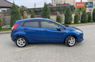 Хэтчбек Ford Fiesta 2018 в 