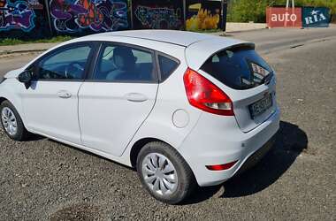 Хэтчбек Ford Fiesta 2011 в 