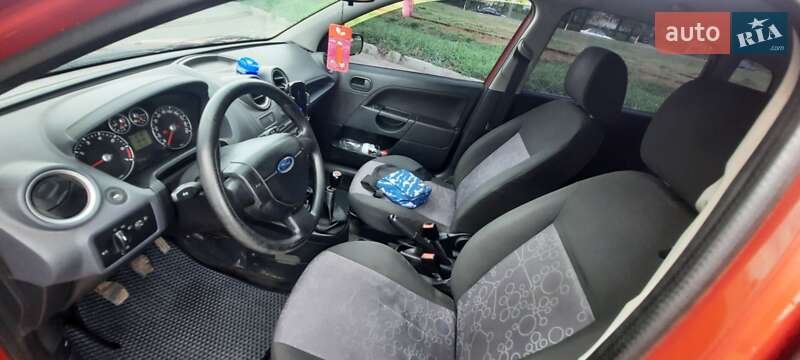 Хэтчбек Ford Fiesta 2008 в Харькове