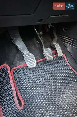Хэтчбек Ford Fiesta 2008 в 