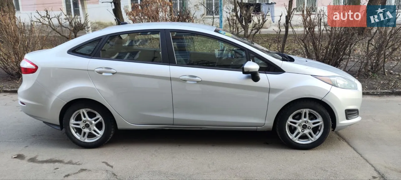 2016 Ford Fiesta - мініатюра 9