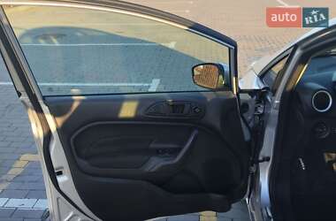 Седан Ford Fiesta 2017 в 