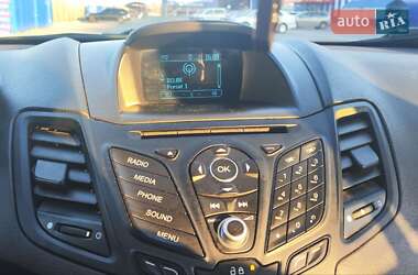 Седан Ford Fiesta 2017 в 